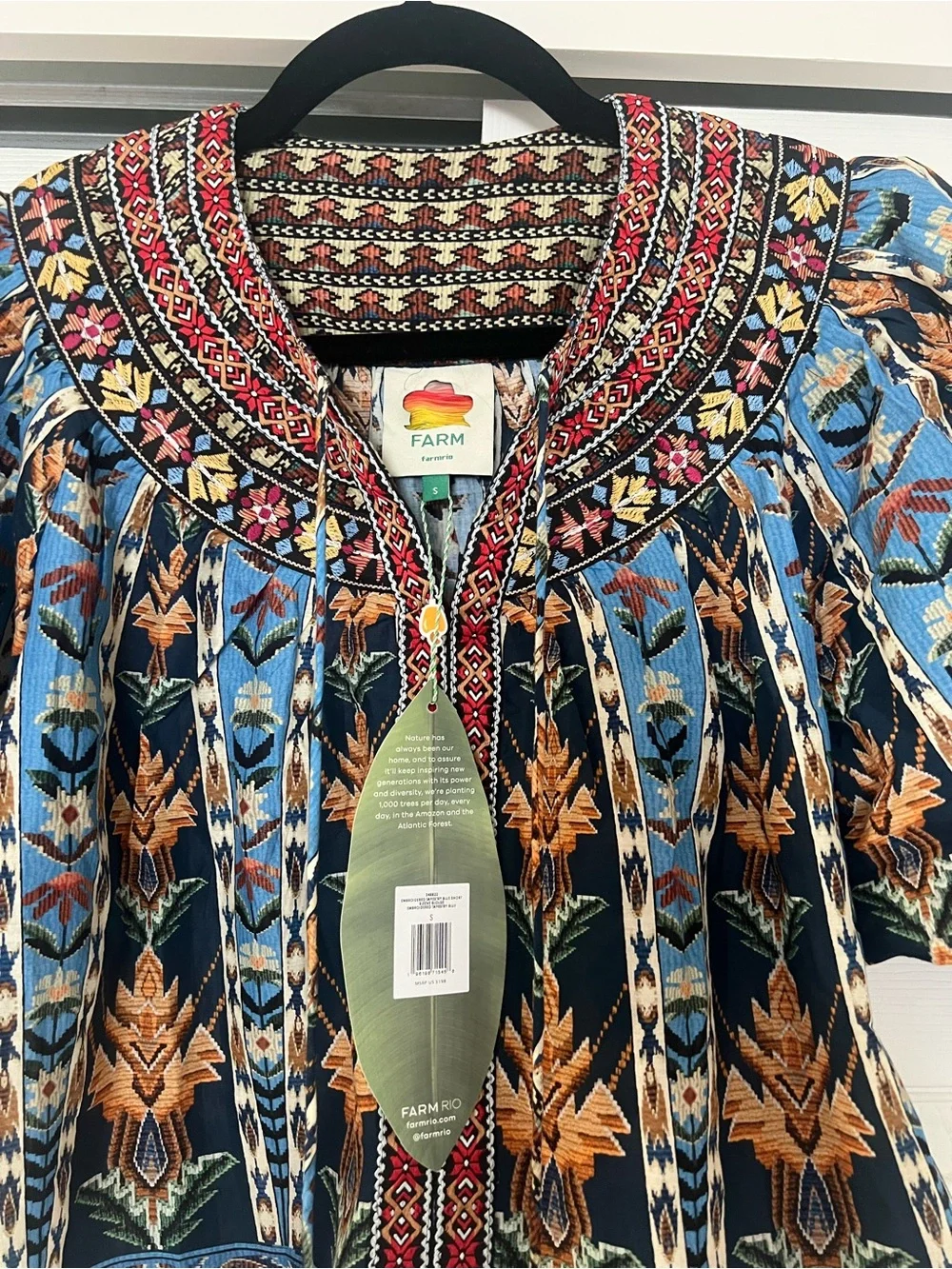 New with tag. Size S. FARM Rio Blue Floral Folk-Embroidered Peasant Blouse